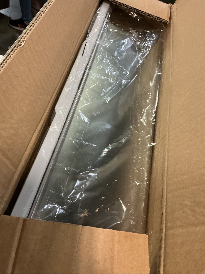 Condition photo showing Good Condition for Stainless Steel Litter Box | XL Enclosed Cat Litter Boxes with Lid for Big Cats | High Sided, Anti-Urine Leakage | Non-Stick Bottom & Includes Litter Mat & Metal Scoop