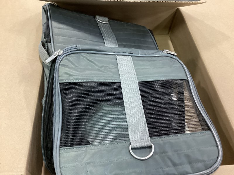 Condition photo showing Good Condition for Sherpa Pet Carrier Airline Approved with Spring Wire Frame - Cat Carrier and Dog Carriers for Airlin