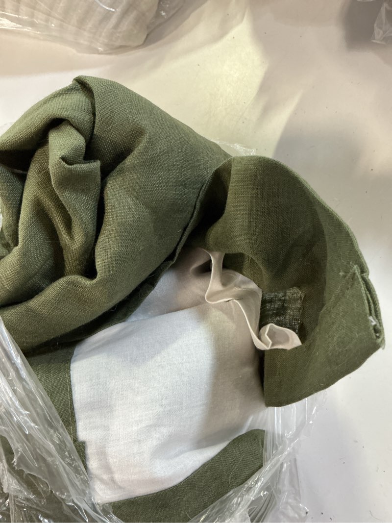 Condition photo showing Good Condition for european linen curtain - single panel, 48x96, hunter green