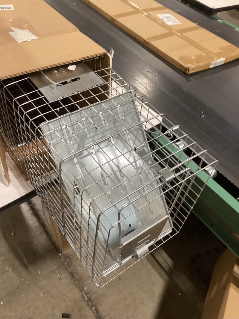 Condition photo showing Good Condition for HAVAHART 1079SR Large 1-Door Humane Catch and Release Live Animal Trap Cage - Live Raccoon Trap, for Bobcats, Beavers, Dogs, & More