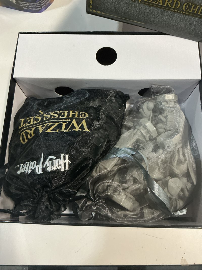 Condition photo showing Good Condition for the noble collection harry potter wizard chess set single
