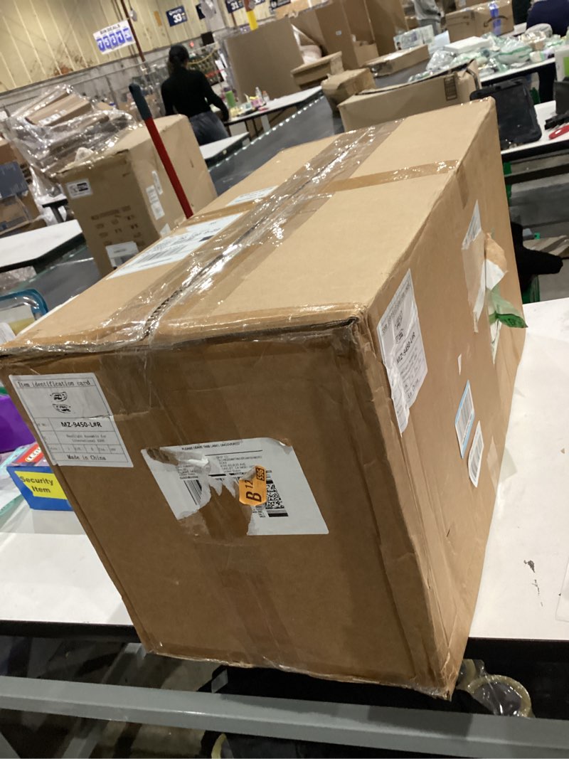 Condition photo showing Good Condition for High Soar Headlight Assembly DRL for International Harvester 3200 3300 4100 SBA 4200 4300 4400LP 440