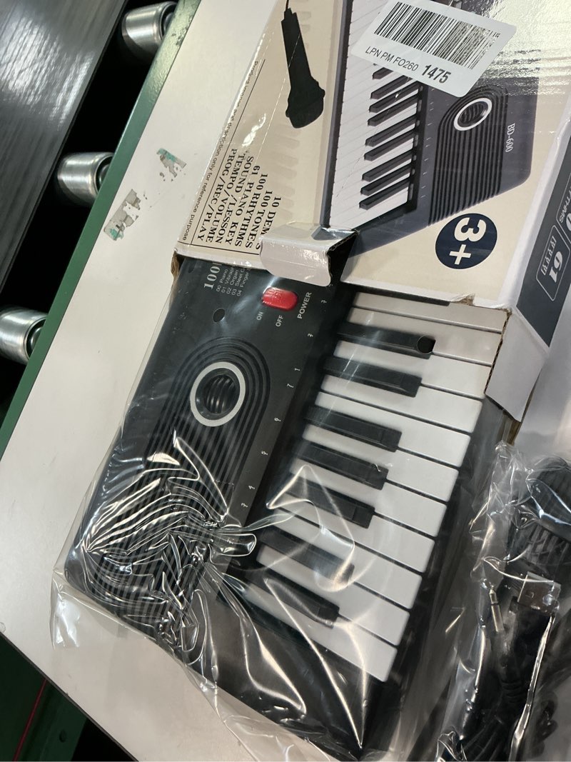 Condition photo showing Good Condition for 61 keys keyboard piano, Electronic Digital Piano with Built-In Speaker Microphone, Portable Keyboard Gift Teaching for Beginners, electric piano for kids Black