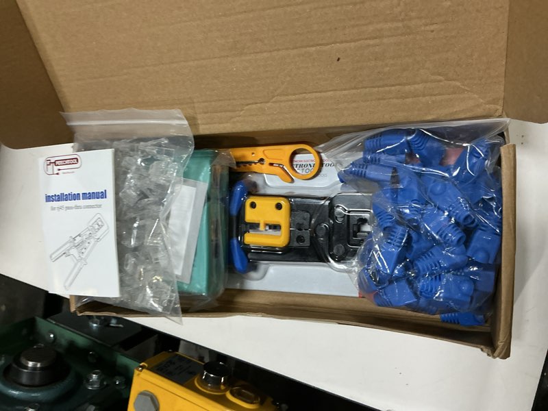 Condition photo showing Good Condition for petechtool rj45 crimp tool cat6 cat5e cat5 ethernet crimper kit for rj45 rj12/11 pass through connectors with 50pcs rj45 cat6 pass through connectors, 50pcs covers, wire stripper; network cable tester ethernet crimper set
