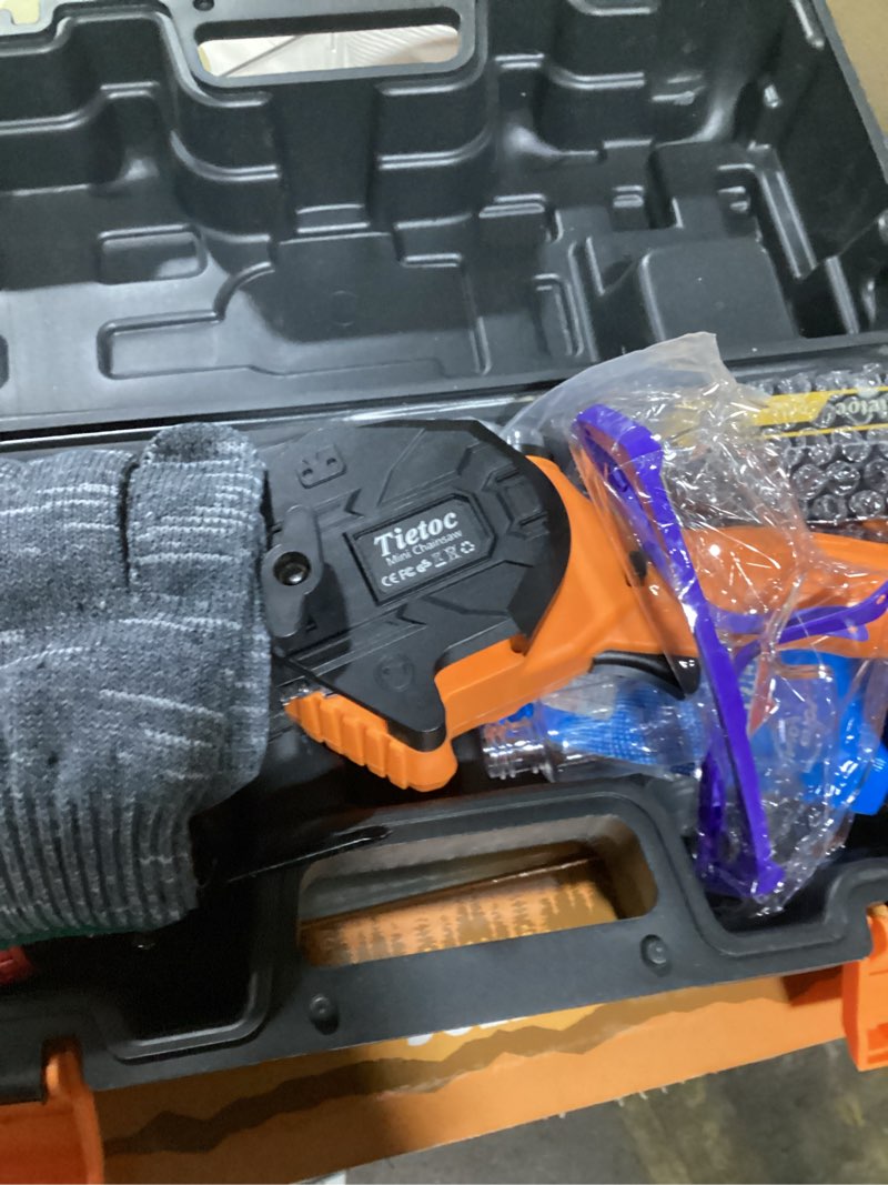 Condition photo showing Good Condition for worx mini chainsaw, 20v 6'' pruning saw with brushless motor, 33 ft/s chain speed, only 3.49 lbs, includes 20v 2.0 ah battery and charger, powershare 6" brushless purning saw 2.0 ah battery