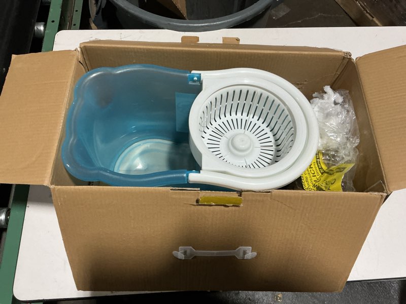 hurricane spin mop (a)