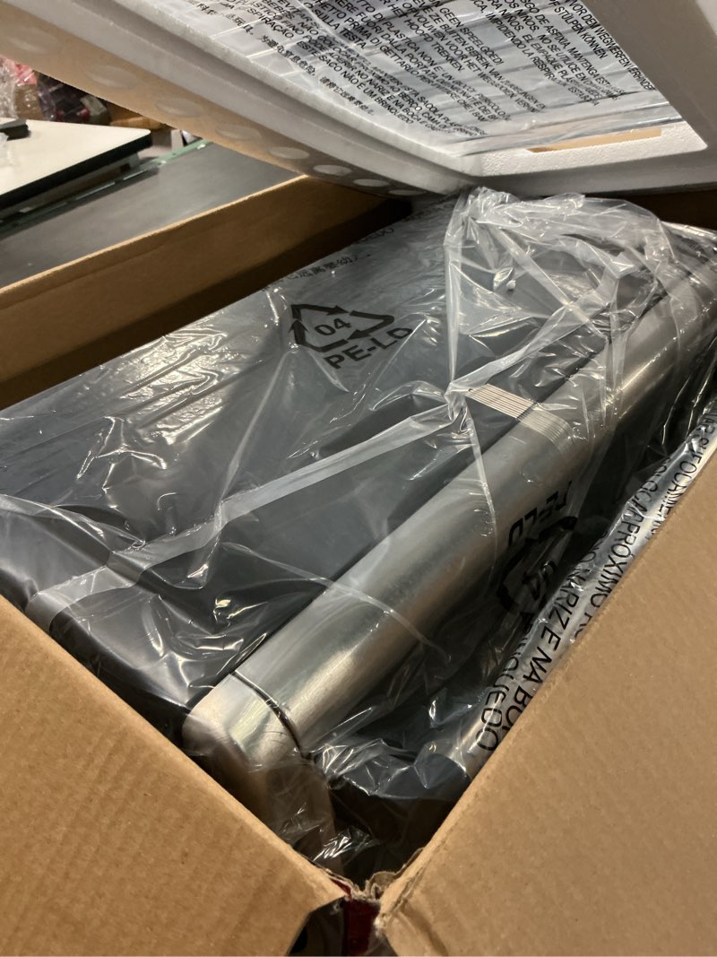 Condition photo showing Good Condition for BLACK+DECKER Extra Wide 8-Slice Toaster Oven  Stainless Steel  TO3250XSB