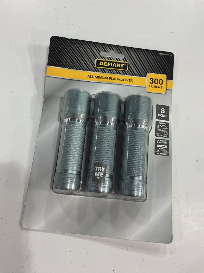 Condition photo showing New/Like New for 3-pack 300-lumen aluminum flashlights