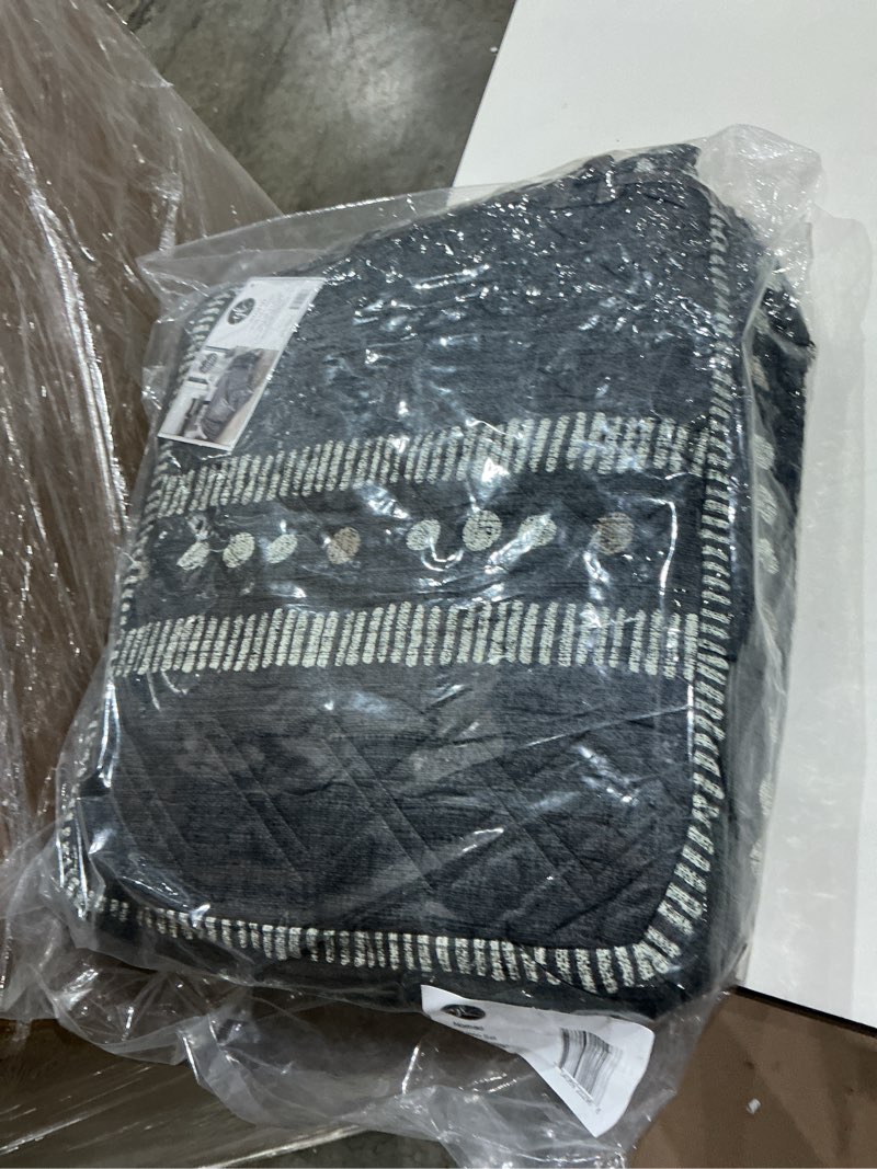 Condition photo showing Good Condition for donna sharp queen bedding set - 3 piece - nomad contemporary quilt set with queen quilt and two standard pillow shams - machine washable