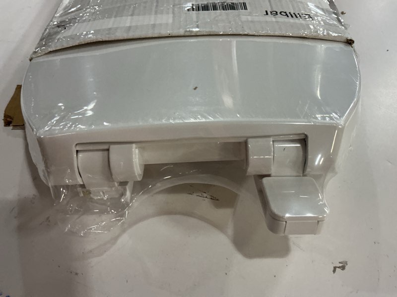 Condition photo showing New/Like New for Round Toilet Seat, Standard 16.5” Slow/Soft Close Round Toilet Seat for Round Toilets, No-Slam Quiet-Close Lid, Easy-to-Install, White, Durable Never-Loosen Design White Round(Standard)