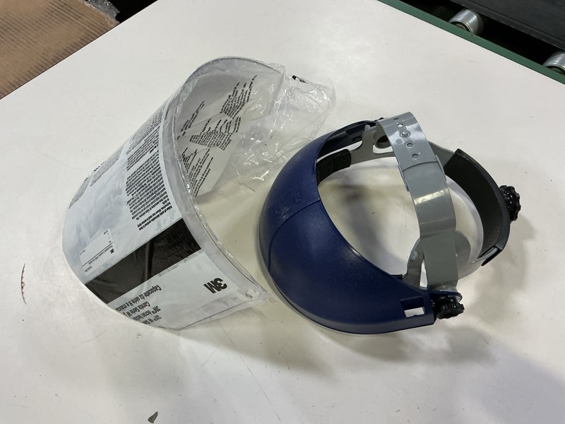 Condition photo showing New/Like New for 3m h8a ratchet headgear and visor combination clear faceshield, complete headgear and face shield safety system 1 count (pack of 1) polycarbonate faceshield
