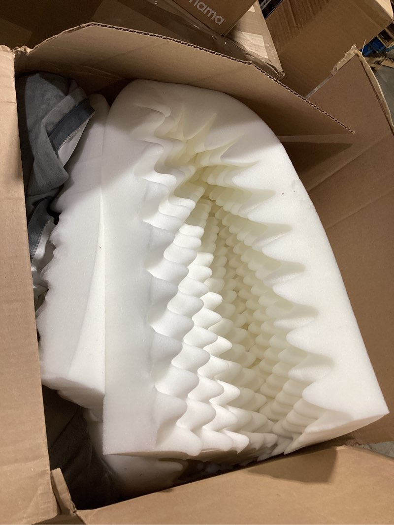 Condition photo showing Good Condition for convoluted donut cushions