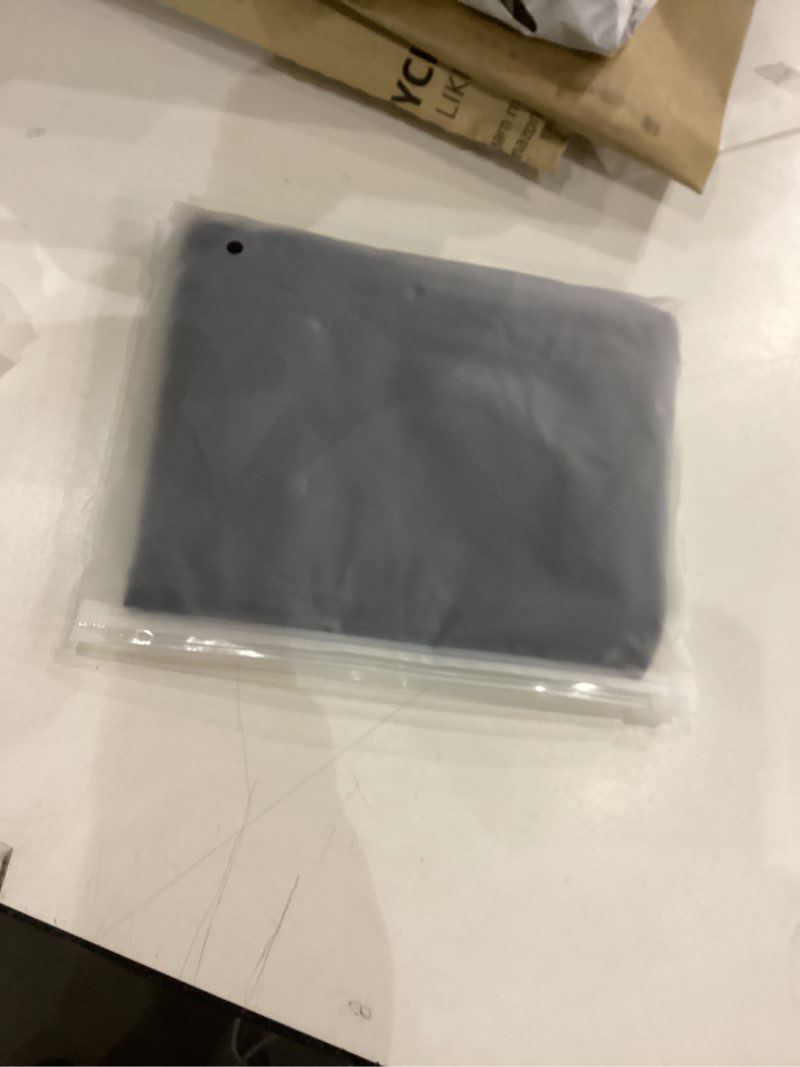 Condition photo showing New/Like New for Cetkit girls 6-7 years