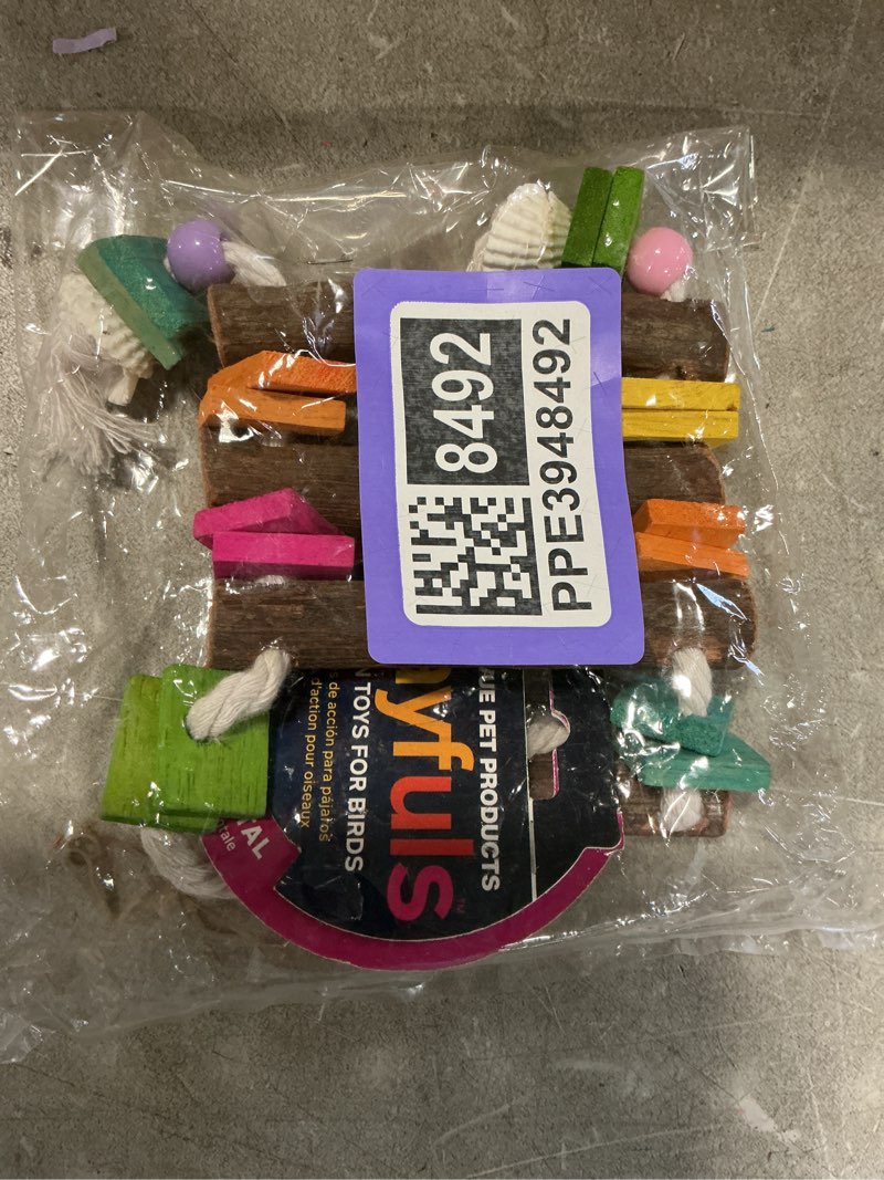 Condition photo showing New/Like New for Prevue Pet Products Chow Forage & Engage Bird Toy