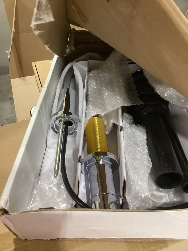 Condition photo showing Good Condition for delta nicoli chrome faucet 3 hole, 8 inch widespread bathroom sink faucet for vanity, push-pop drain assembly, chrome 35749lf