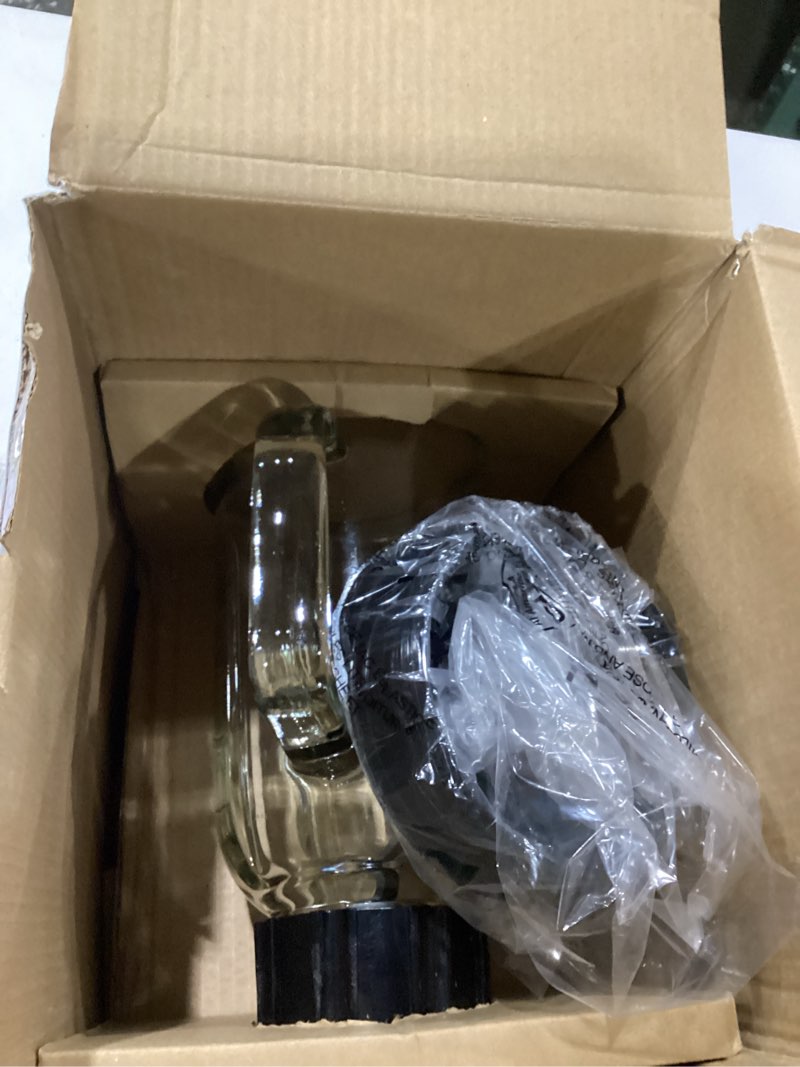 Condition photo showing New/Like New for BLACK+DECKER Countertop Blender with 6-Cup Glass Jar, 10-Speed Settings, Black, BL2010BG