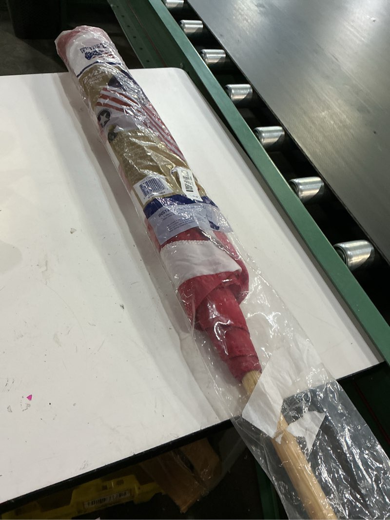 Condition photo showing Good Condition for independence flag 2.5 ft x 4ft us nylon banner set