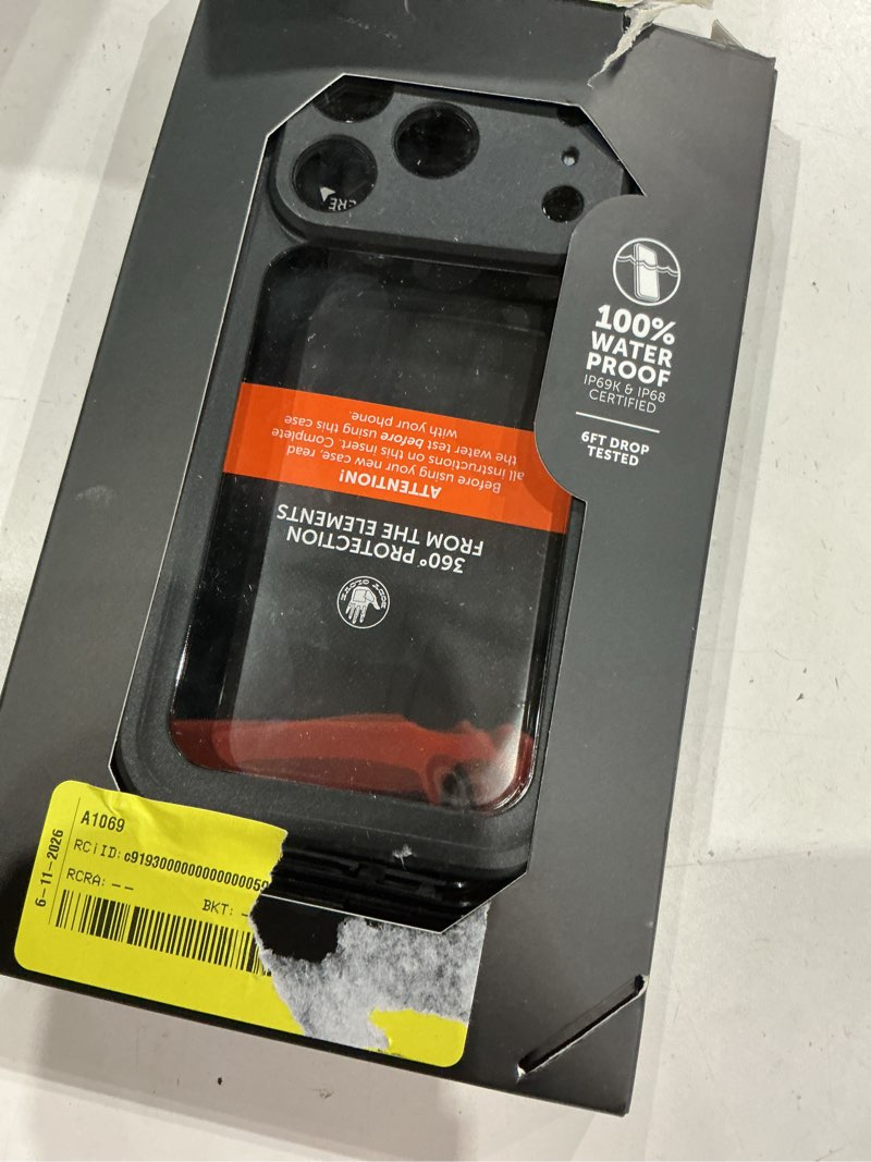 Condition photo showing Good Condition for body glove tidal waterproof phone case for iphone 17 pro - black/clear