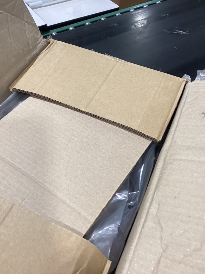 Condition photo showing New/Like New for American Tourister Stratum 2.0 Expandable Hardside Luggage with Spinner Wheels, 24" SPINNER, Purple Haze 24-Inch Checked-Medium Purple Haze