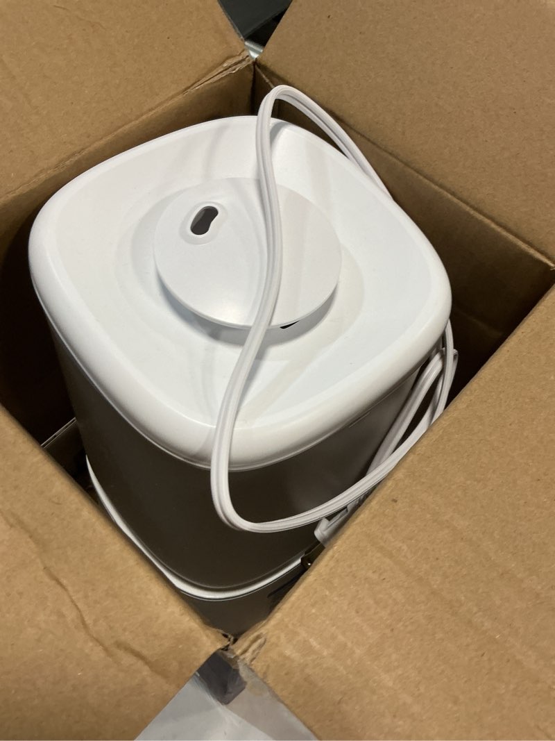 Condition photo showing Good Condition for LEVOIT Top Fill Humidifiers for Bedroom, 2.5L Tank for Large Room, Easy to Fill & Clean, 28dB Quiet Cool Mist Air Humidifier for Home Baby Nursery & Plants, Auto Shut-off for Safety, 25H White