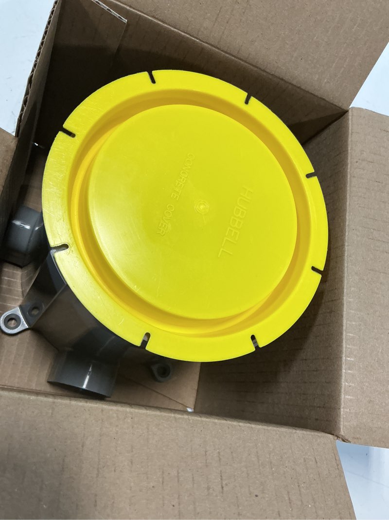 Condition photo showing New/Like New for raco 5511 non-metallic floor box for concrete pour with 3/4 and 1 in. hubs 5 in. inside dia