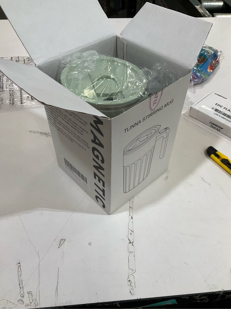 Condition photo showing Good Condition for self stirring mug,self stirring coffee mug,suitable for coffee, milk, cocoa and other beverages