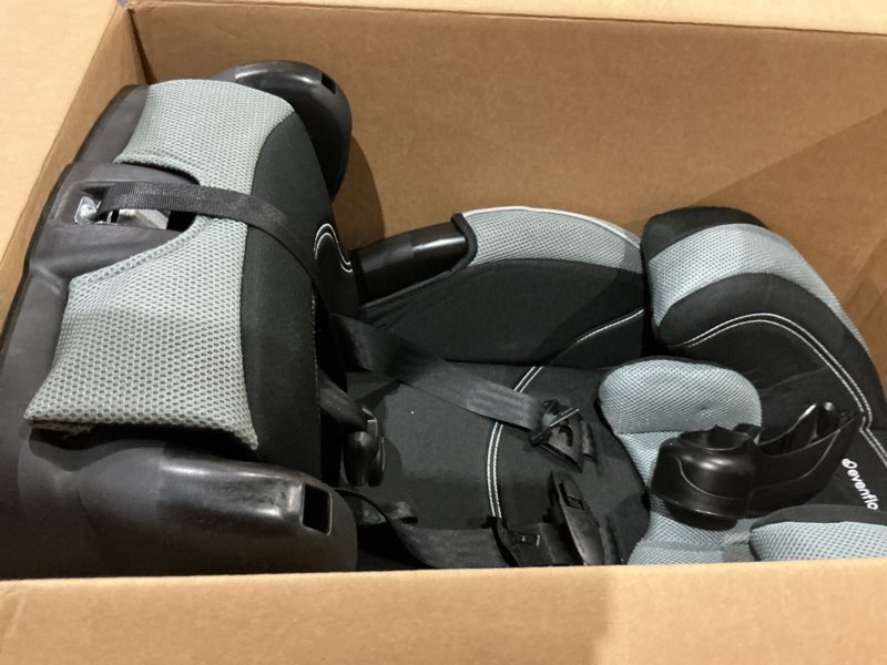 evenflo chase lx harnessed booster car seat (jameson gray)