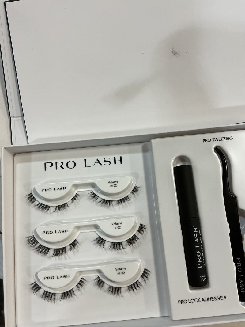 Condition photo showing New/Like New for pro lash prowear starter lash clusters kit - easiest to apply lashes - 10-day cluster eyelash extensions - 3 sets of false eyelashes plus adhesive, remover, tweezers - volume no. 02 - black black volume