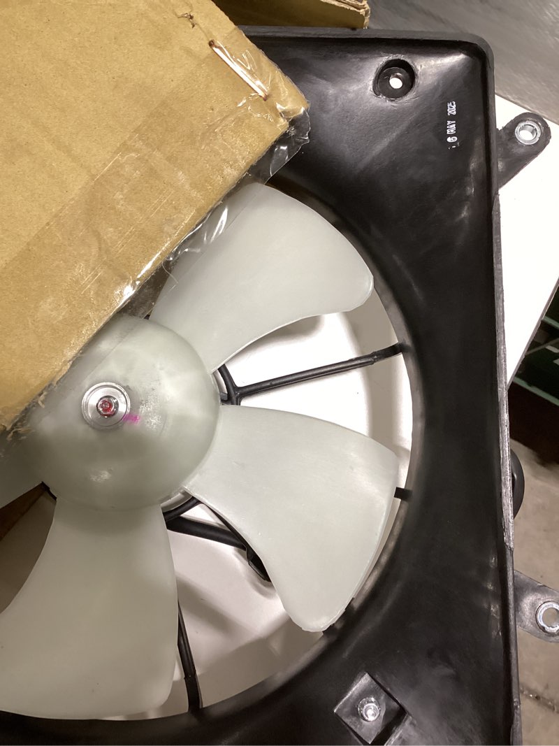 Condition photo showing Good Condition for TYC 600060 Cooling Fan Assembly Compatible with 1998-2002 Honda Accord, Black