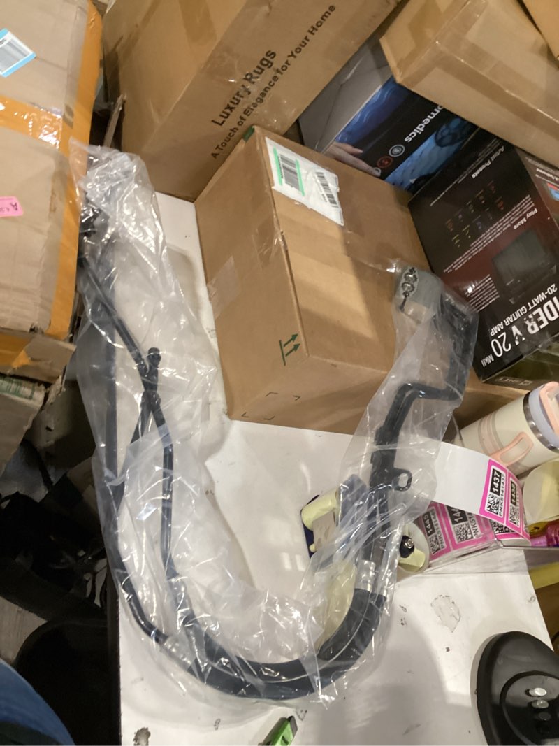 Condition photo showing Good Condition for newyall inlet outlet engine oil cooler line assembly for escalade/esv/suburban 1500/tahoe/sierra 1500/yukon/yukon xl 1500 07-14, escalade ext/avalanche/yukon xl 2500 07-13, silverado 1500 06-14