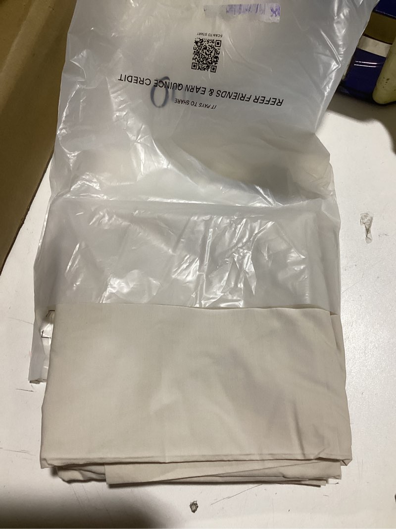 Condition photo showing Good Condition for SHEEX Original Performance Cooling Pillowcases, Ultra-Soft Pillowcase Set, 2 Cooling Pillow Covers, Standard, Ecru Standard Ecru