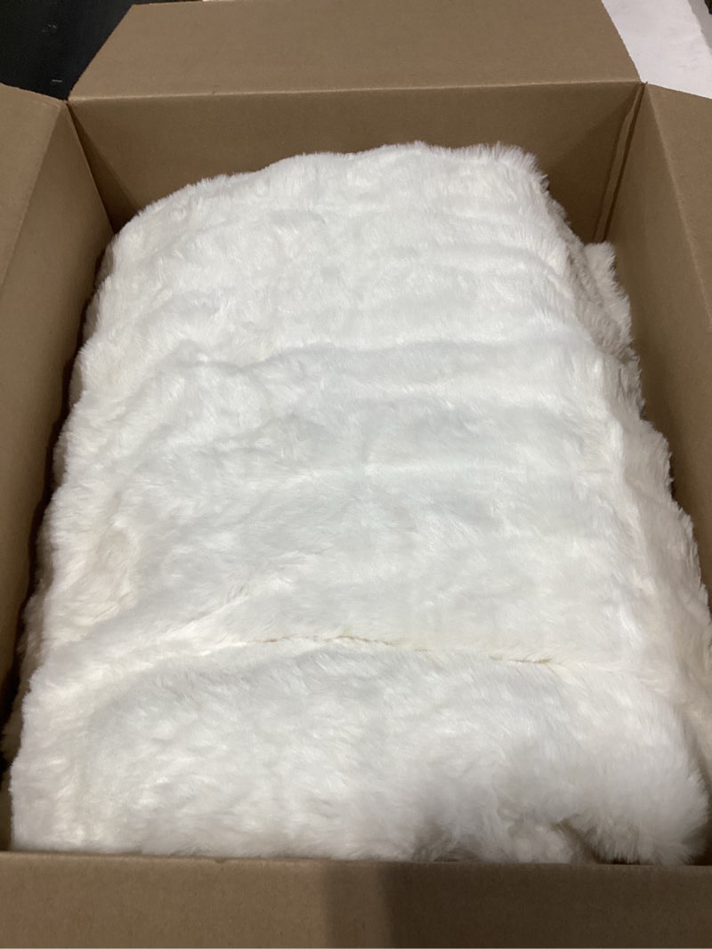 Condition photo showing Good Condition for garveehome heated blanket king, dual control faux fur electric blanket with 4 heat settings, soft bubble heating blanket with 8 hour auto-off & overheat protection, for home bedroom, white white king 90"x100"