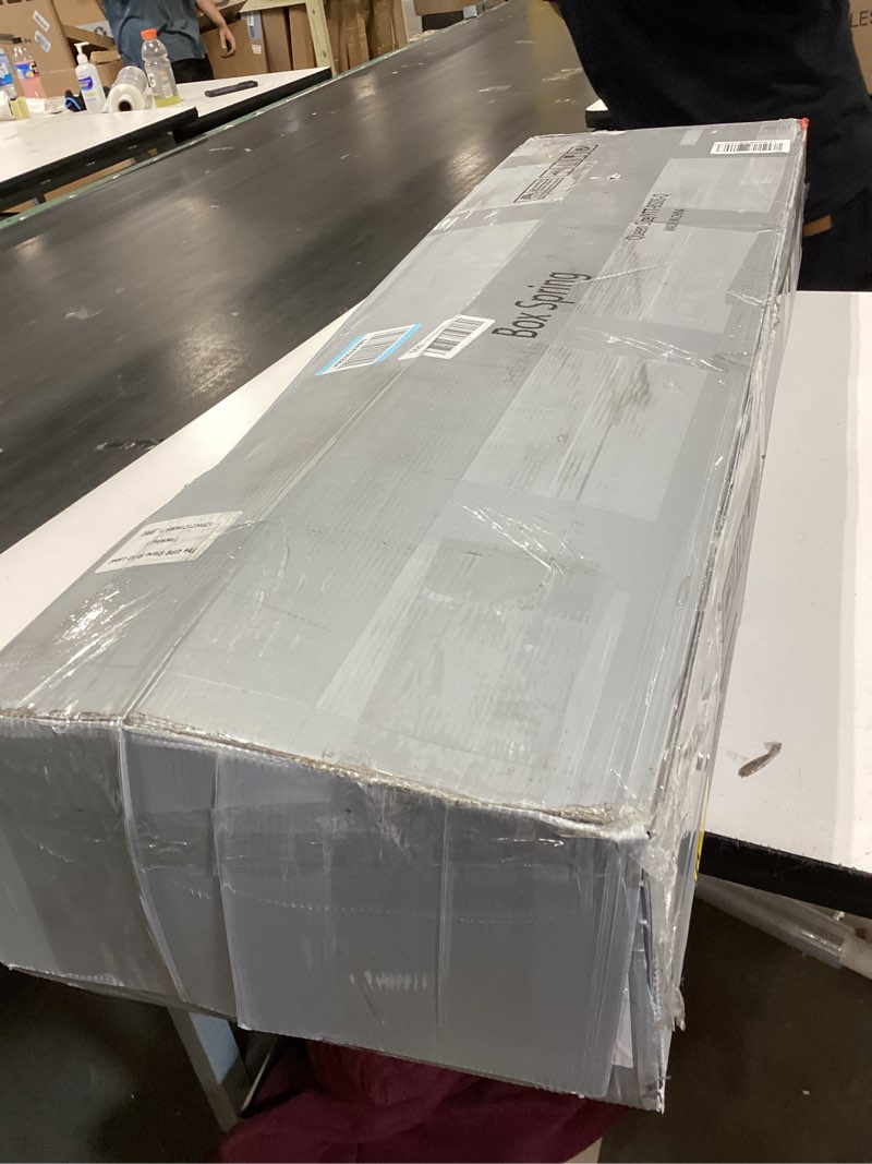 Condition photo showing Good Condition for mashomdec queen size 5 inch box spring - heavy duty metal mattress foundation (2500lbs capacity), no