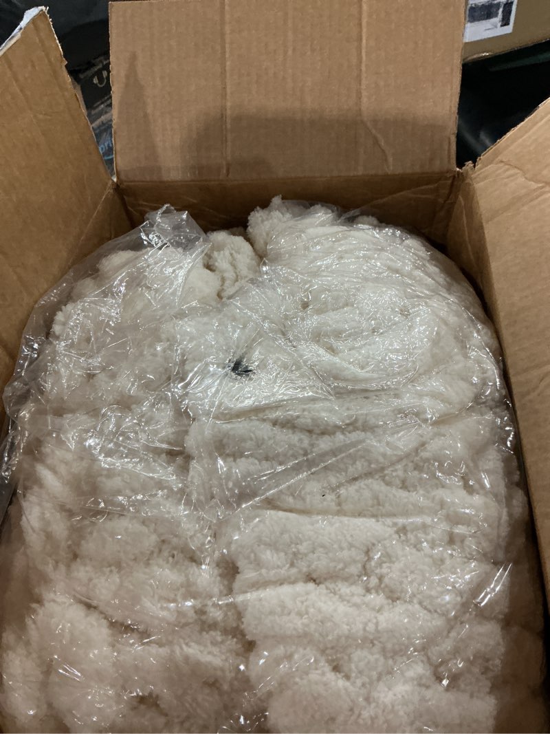Condition photo showing Good Condition for l'agraty chunky knit blanket throw,soft chenille yarn throw blanket 50x60?handmade cable knit crochet blanket,large knit blankets chunky yarn,rope knot throw blanket for couch sofa bed home decor ivory 50"x60"