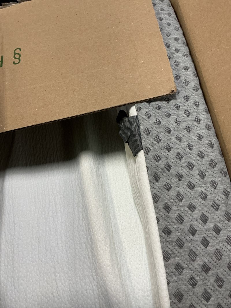 Condition photo showing Good Condition for Sweetnight Tri Folding Mattress - 4-inch Single Size Foldable Mattress with a Collapsible and Washab