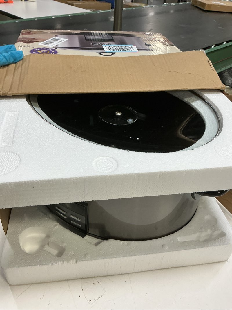 Condition photo showing Good Condition for Crock-Pot Large 8-Quart Programmable Slow Cooker with Auto Warm Setting Black Stainless Steel