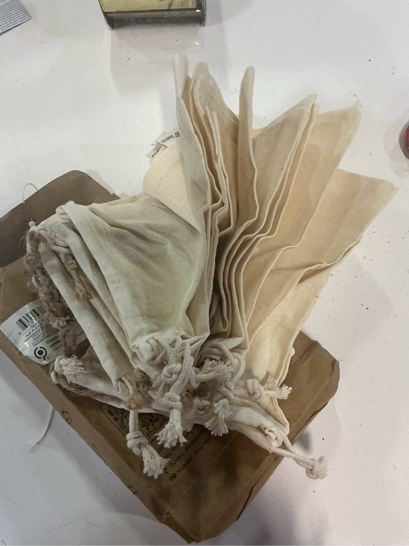 Condition photo showing New/Like New for leafico organic cotton reusable produce bags - small 5x7 (12 pack) - biodegradable eco-friendly bulk bin sacks for food - cloth bags with drawstrings - linen pouch for fruit, vegetable storage small 5x7\\\" (11 pack)