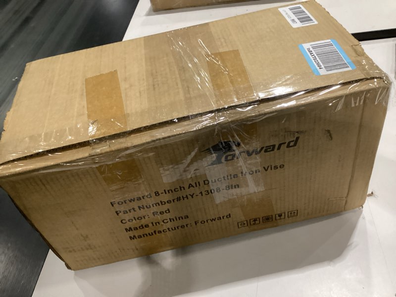 Condition photo showing Good Condition for table mounted vice