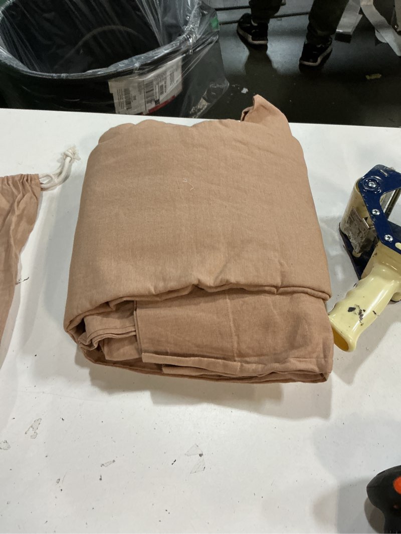 Condition photo showing Good Condition for quince european linen sheet set of  4 pieces latte queen 