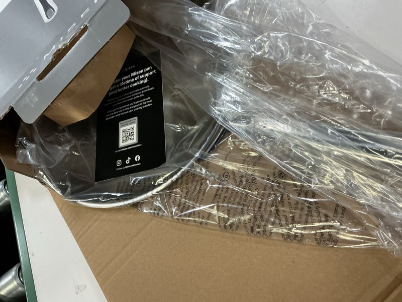 Condition photo showing New/Like New for misen 5-ply stainless steel 10" frying pan - professional cookware for induction, gas and electric - dishwasher safe, oven safe to 800°f - durable, versatile, even heating 10 inch