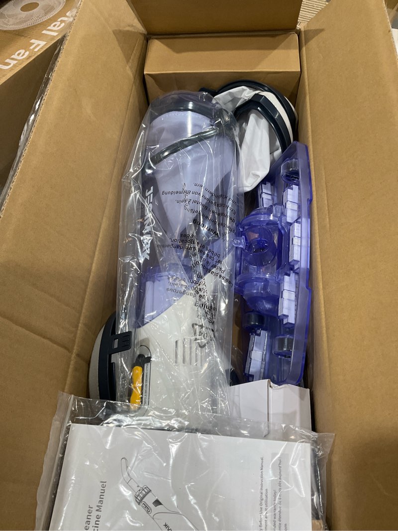 Condition photo showing Good Condition for pool vacuum for above ground pool, jesimaik 18.5 gpm powerful suction handheld pool vacuum, 60min runtime,telescopic pole cordless pool vacuum for above/inground pool, spas, hot tubs cleaning blue