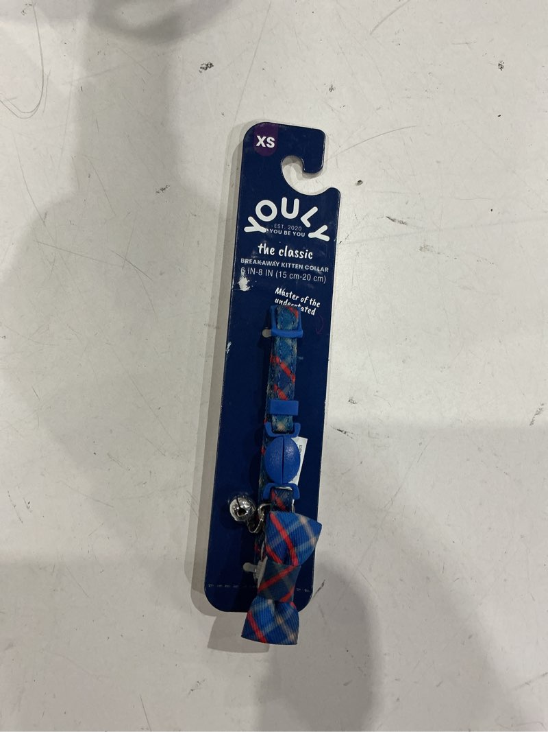 Condition photo showing New/Like New for youly blue cat breakaway collar , extra small
