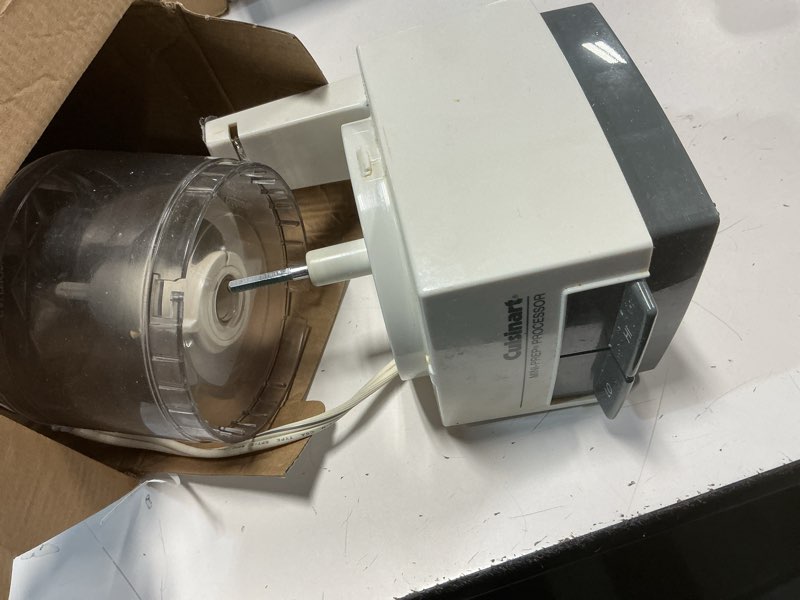 Condition photo showing As Is for cuisinart mini prep food processor custom, 2.63 cup, silver 2.63 cup stainless steel