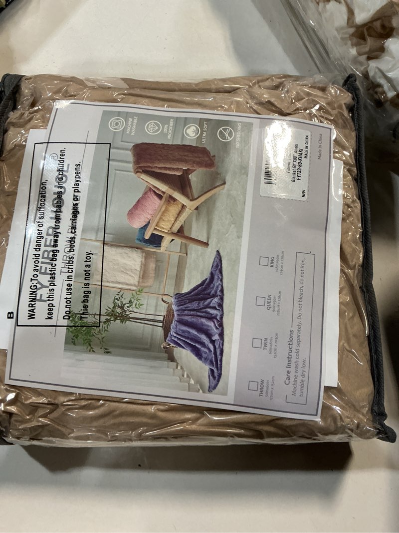 Condition photo showing New/Like New for FY FIBER HOUSE Flower Throw Blanket Ultra Soft Blanket Fuzzy Twin Blanket for Bed Couch Sofa, 60"x80", Khaki Khaki 60"X80"