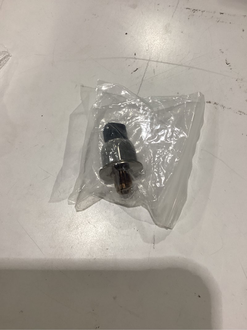 Condition photo showing New/Like New for brake fluid pressure sensor compatible with 2003-2011 mercedes benz clk320 clk500 slk280 slk350 ml350 replacement for a0025428418 0025428418 002542841864 a002542841864