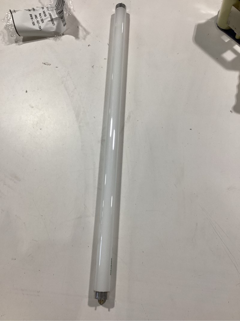 Condition photo showing Good Condition for ledvance fluorescent 24" 17w t8 lamp, 6500k daylight, coated, 1 pack