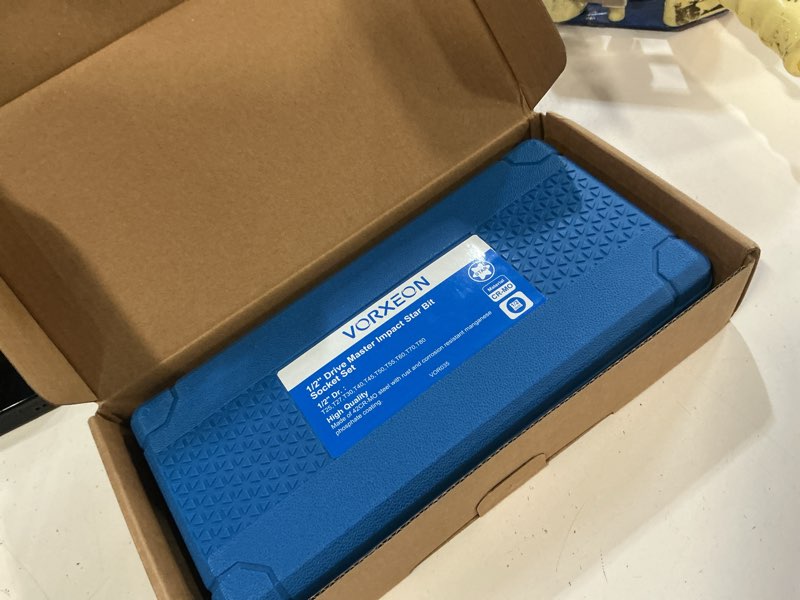 Condition photo showing Good Condition for 10 pcs 1/2" drive impact star bit socket set 42crmo with storage case, impact torx socket t25 t27 t30 t40 t45 t50 t55 t60 t70 t80