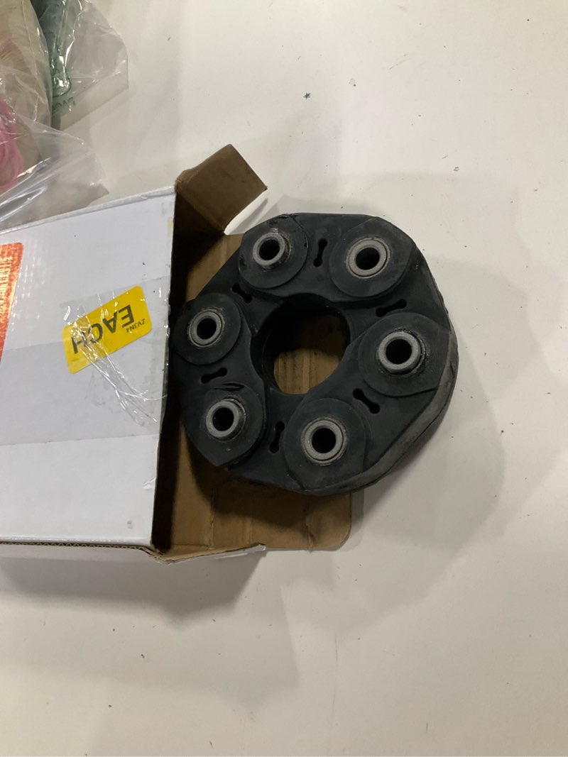 Condition photo showing As Is for SCITOO Driveshaft Drive Shaft Coupler Flex Joint Shaft Coupling Compatible for Hyundai Santa Fe 2006-2009,for Hyundai Tucson 2009-2013,for Hyundai Veracruz 2007-2012,Replace OE# 49130-2B000