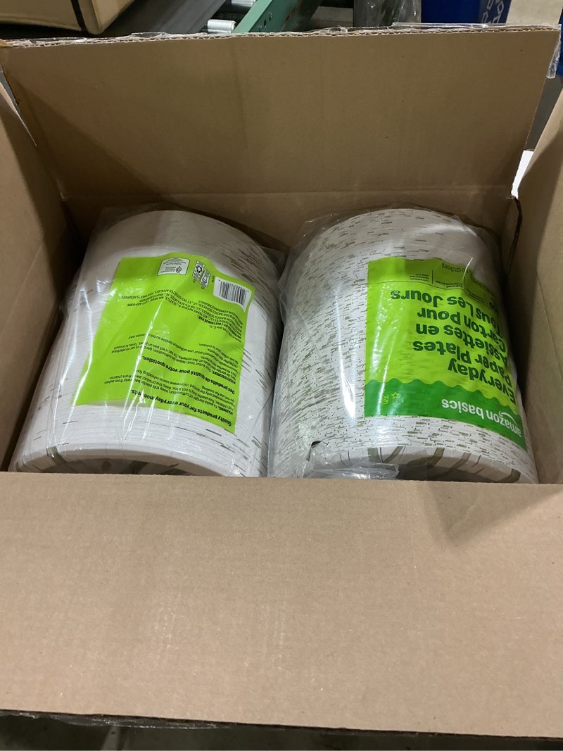 Condition photo showing Good Condition for amazon basics everyday paper plates, 8 5/8 inch, disposable, 300 count 2 pack