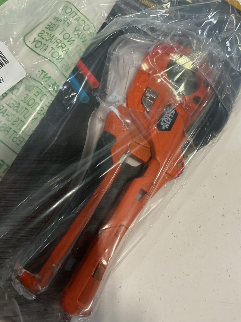 Condition photo showing Good Condition for klein tools 50043 pex pipe and tubing cutter, 1-inch i.d. cutting capacity for pex pipes and soft-shelled tubing